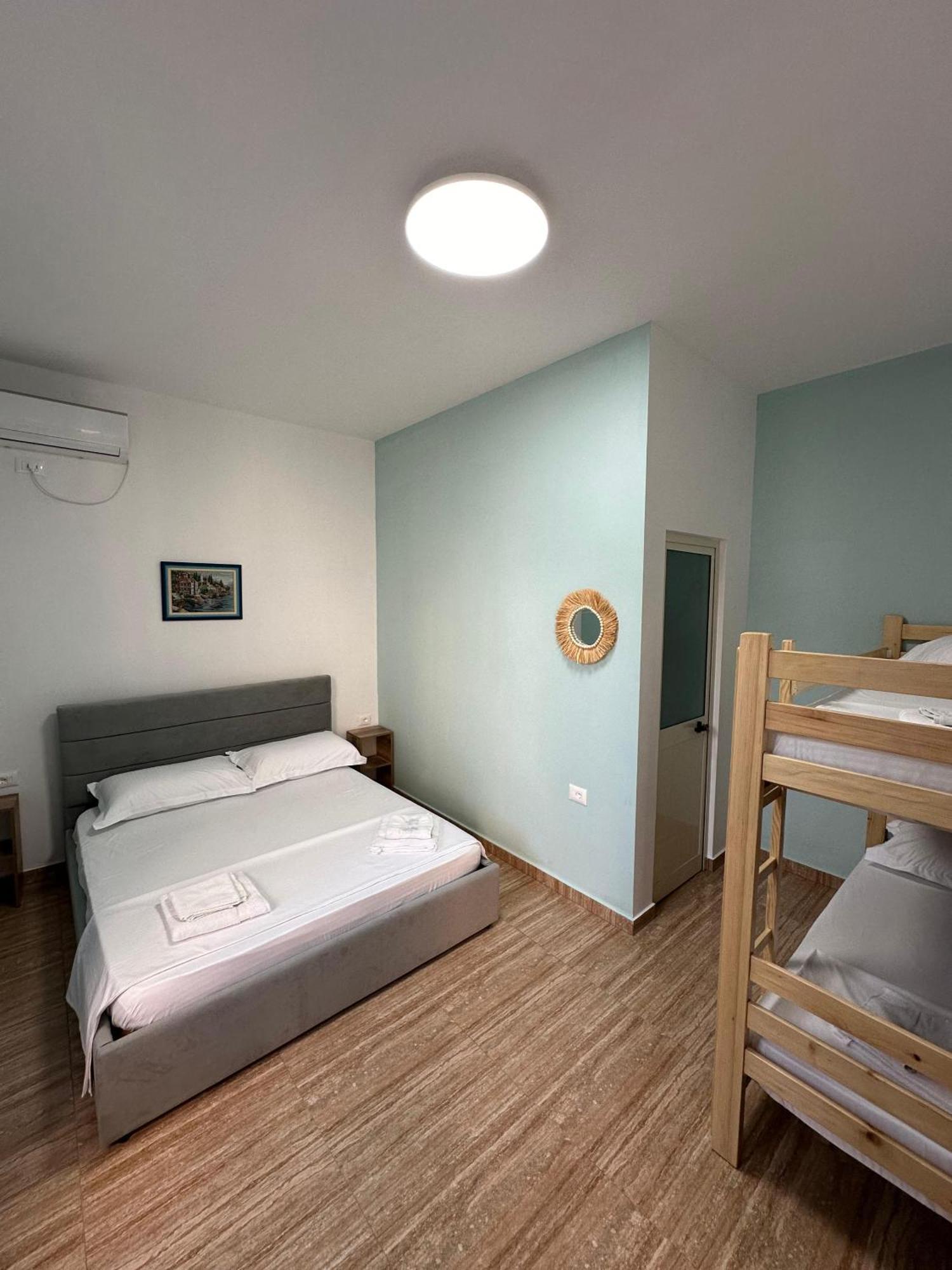 Las Palmas Guesthouse Shkodër 外观 照片