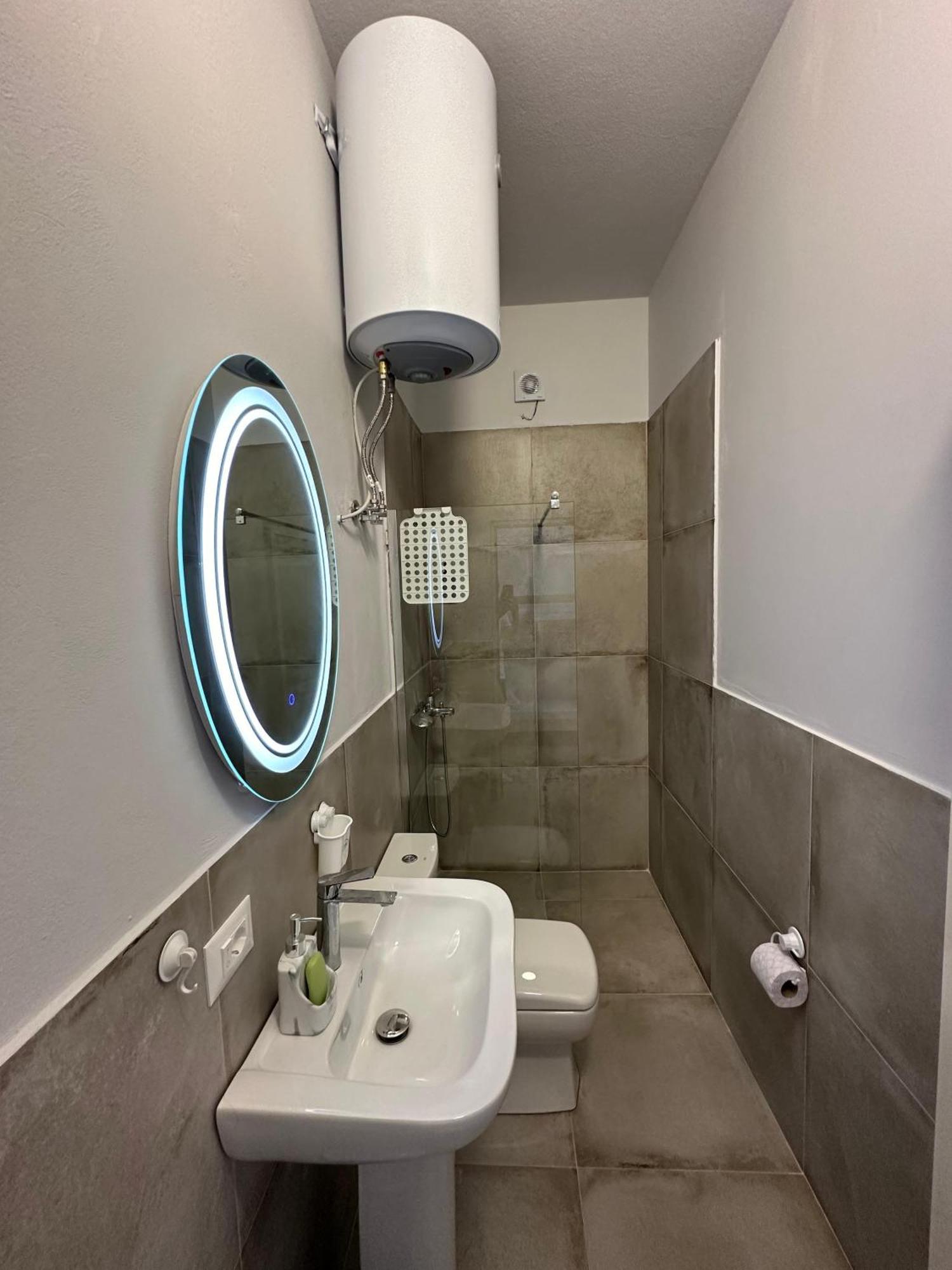 Las Palmas Guesthouse Shkodër 外观 照片