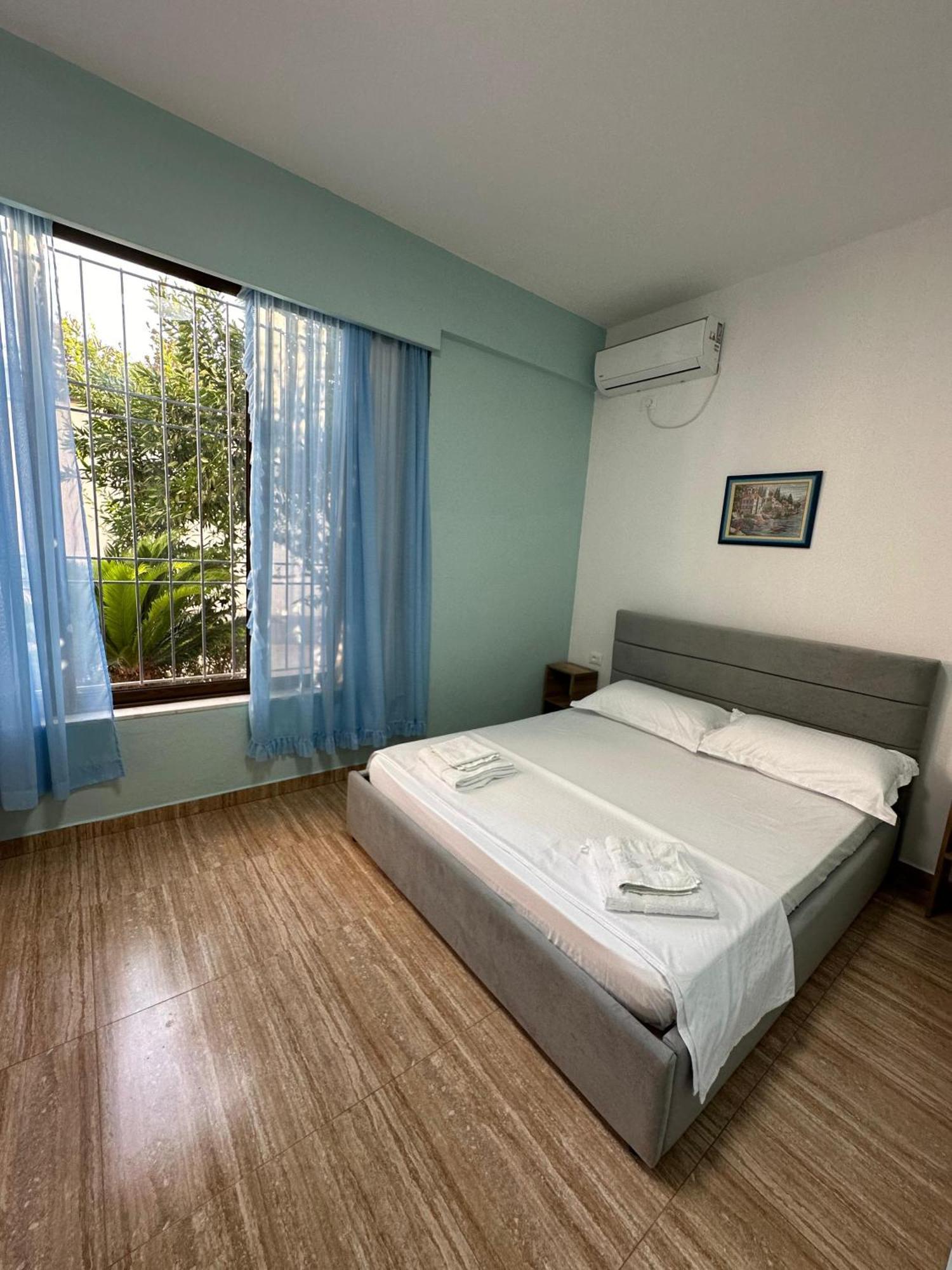 Las Palmas Guesthouse Shkodër 外观 照片